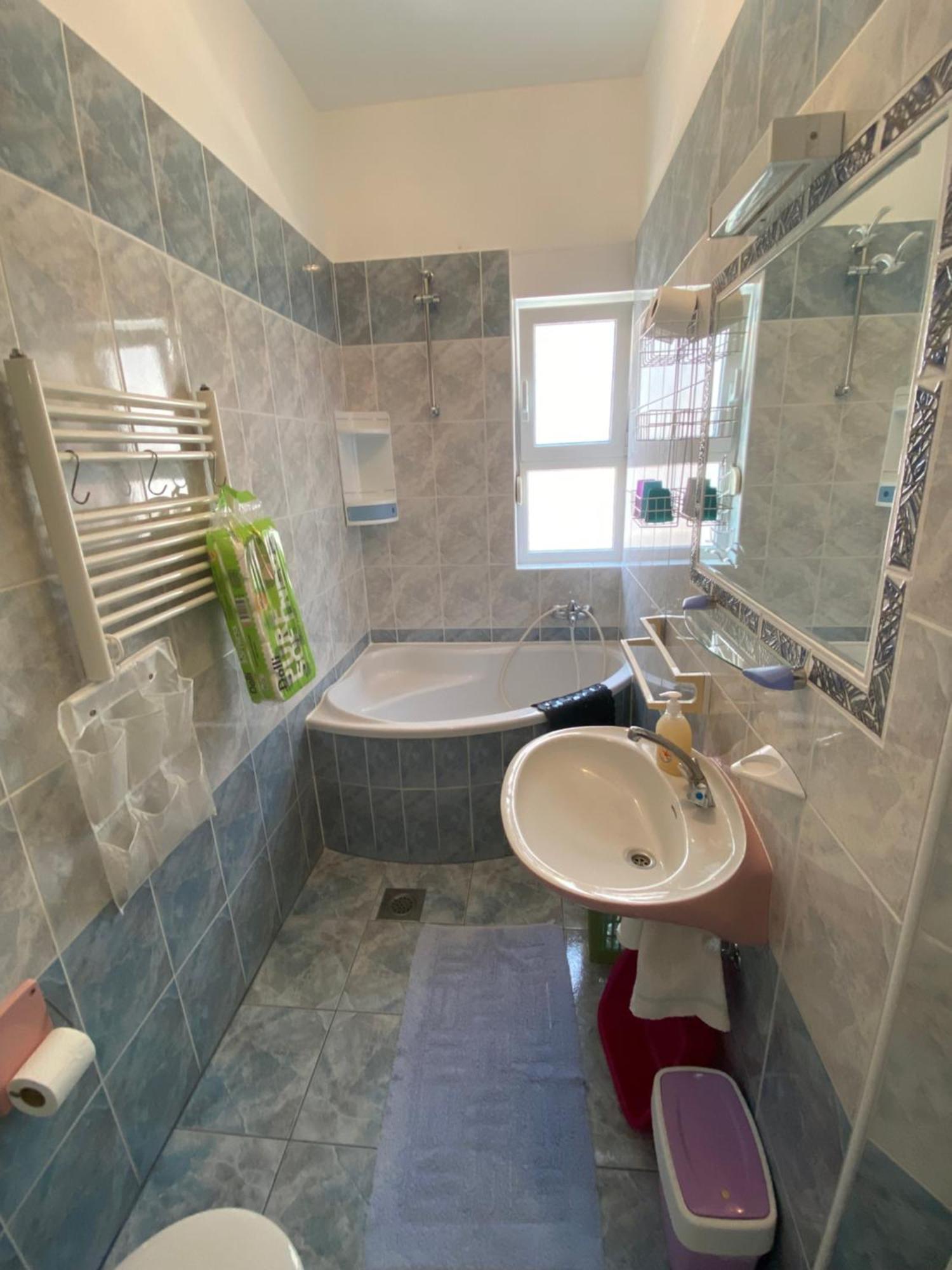 Sunrise Luxury Apartments - U2Adria Dugi Rat Habitación foto